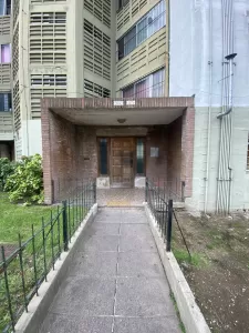 SE VENDE DPTO 5 AMB EN BARRIO PIEDRABUENA