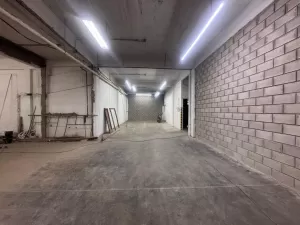 Galpón 980 m2 a m. de Av San Martin