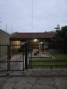 CASA 4 AMB EN LOTE 500M2 LOMA HERMOSA SAN MARTIN