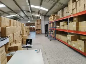 V.Santa Rita, Galpón,amplio metraje, buena ubicación,