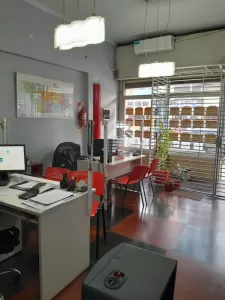 local 70 m2 a 150 mts. de la Plaza San Martin