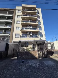 DEPARTAMENTO 2 AMB CON COCHERA 300M ESTACION VILLA BOSCH