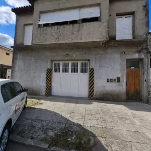 ALQUILER GALPÓN 220 m2