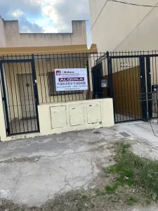 PH 2 Amb. Planta Baja al frente.-