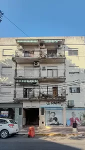 Depto. 3 amb. con Patio centro V.Ballester