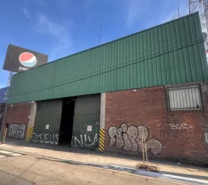 Importante Nave Industrial 1600 m² S/ Av Márquez a m. de Zar