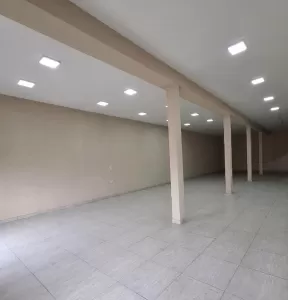 EXCELENTE SALÓN MULTIUSOS A ESTRENAR