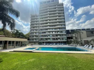 IMPECABLE MONOAMBIENTE CON PATIO