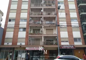 Departamento 3 amb con cochera, centro de Villa Ballester