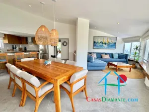 Departamento con vista al mar y mantenimiento incluido