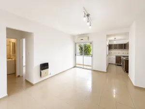 Departamento de 2 ambientes con balcon