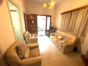 Venta -Casa 5 amb + 2 locales - Villa Lynch