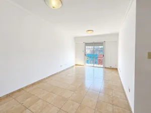 Departamento 3 ambientes con balcon